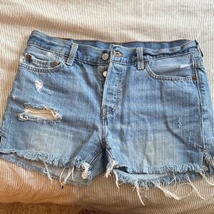 Levi’s Distressed Denim Women Shorts